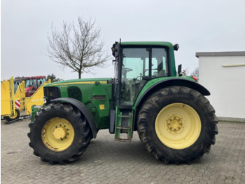 Трактор JOHN DEERE 6520