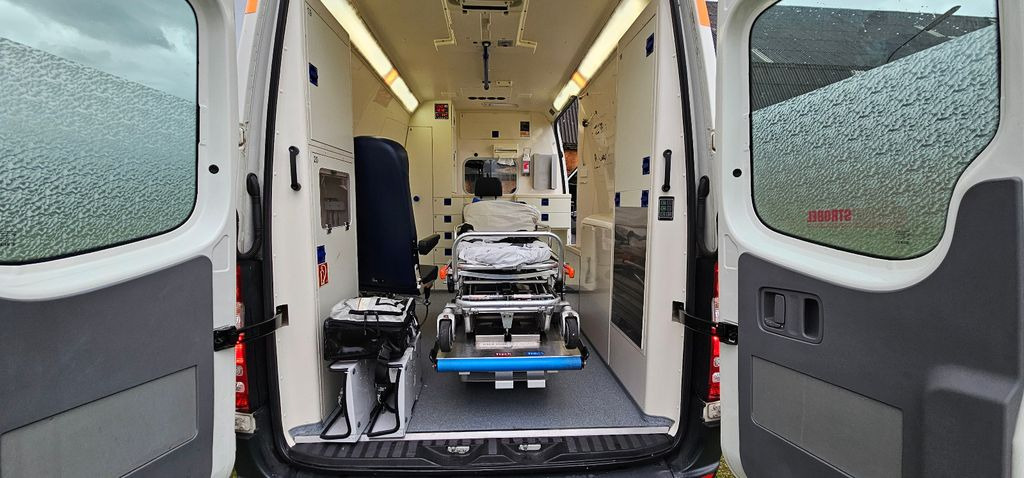 Микроавтобус, Пассажирский фургон Mercedes-Benz Sprinter 316 Rettungswagen RTW KTW Ambulance: фото 10