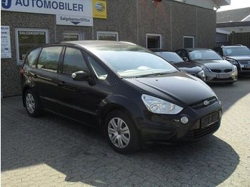 FORD S-MAX 2,0 TDCi 140 Trend aut - Микроавтобус