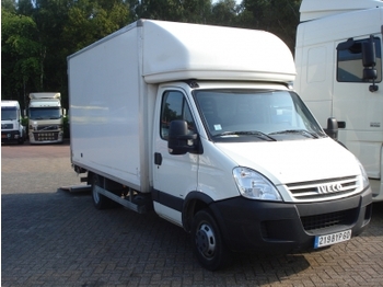 Iveco 35C15 closed box van - Микроавтобус