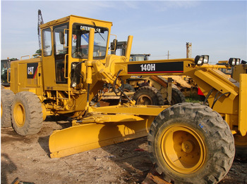 Грейдер CATERPILLAR 140H