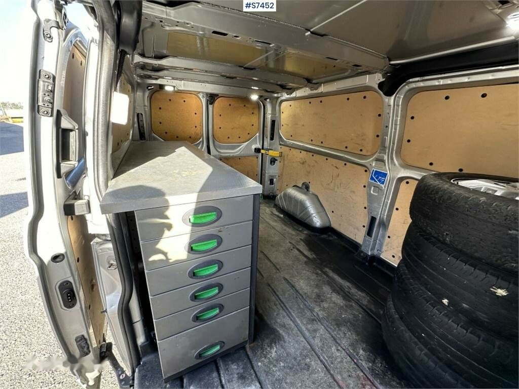 Легковой фургон Ford Transit Custom: фото 23
