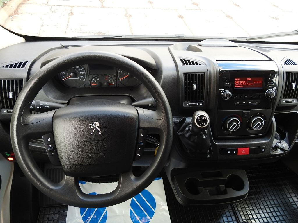 Тентованный фургон Peugeot BOXER PRITSCHE PLANE AUFZUG  LED LCHTER: фото 25