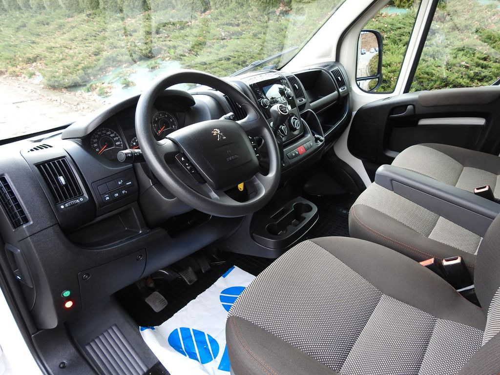Тентованный фургон Peugeot BOXER PRITSCHE PLANE AUFZUG  LED LCHTER: фото 3