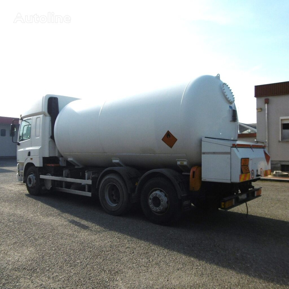 Грузовик-цистерна для транспортировки газа DAF 85.430: фото 3
