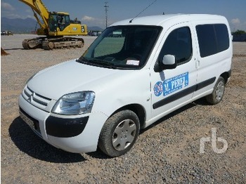 Citroen BERLINGO 2.0D - Грузовик с закрытым кузовом