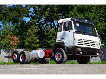 STEYR 25S36 1995 chassis 6x2 spring - Грузовик-шасси