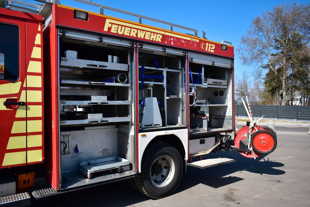 Пожарная машина MAN 4x4 Firetruck Feuerwehr DOKA Expedition Camper: фото 14
