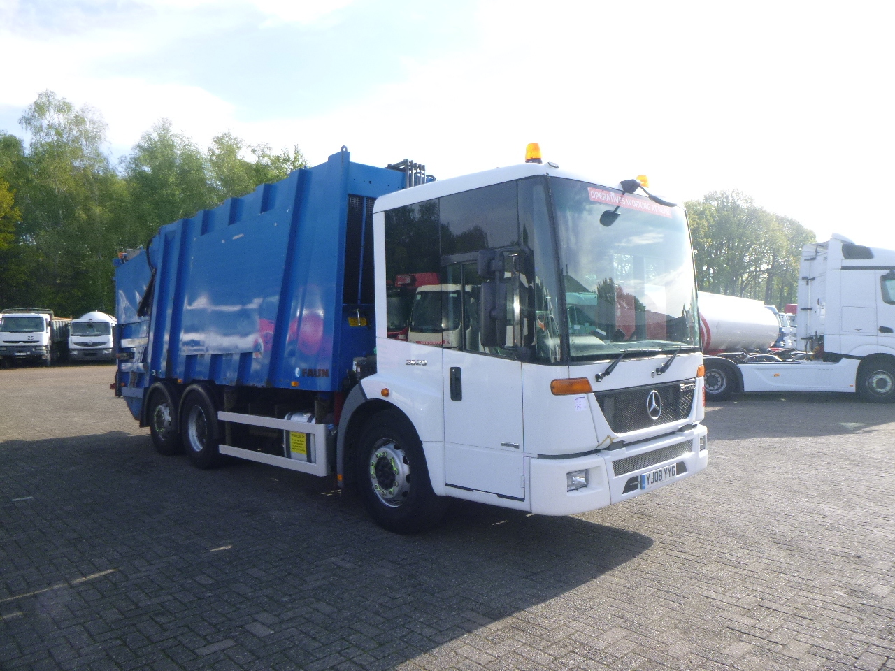 Мусоровоз Mercedes Econic 2629 6x2 RHD Faun refuse truck: фото 2