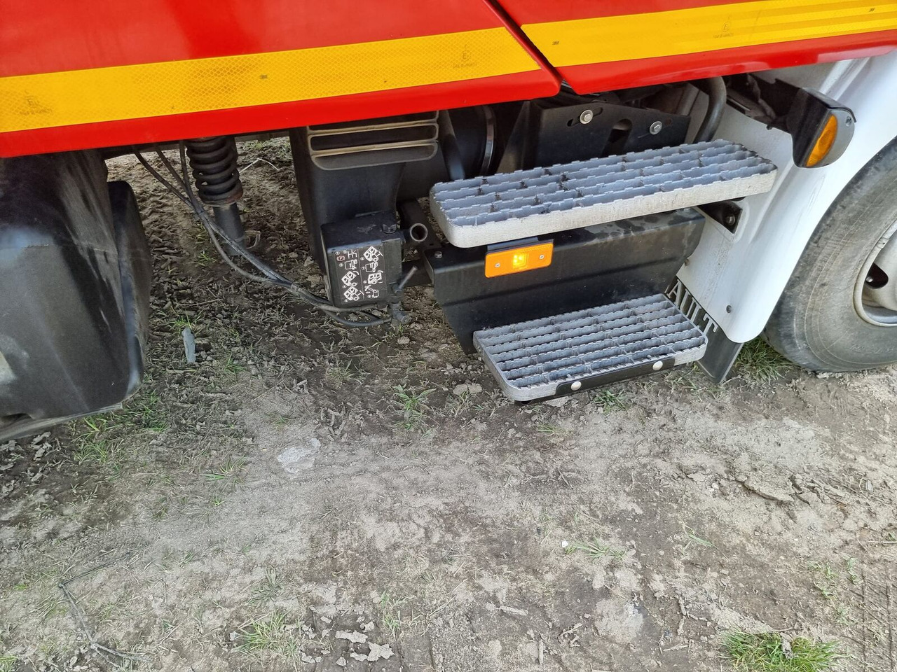 Пожарная машина Renault Midlum 210 dci Fire Truck - 2000l water + 170l foam: фото 31