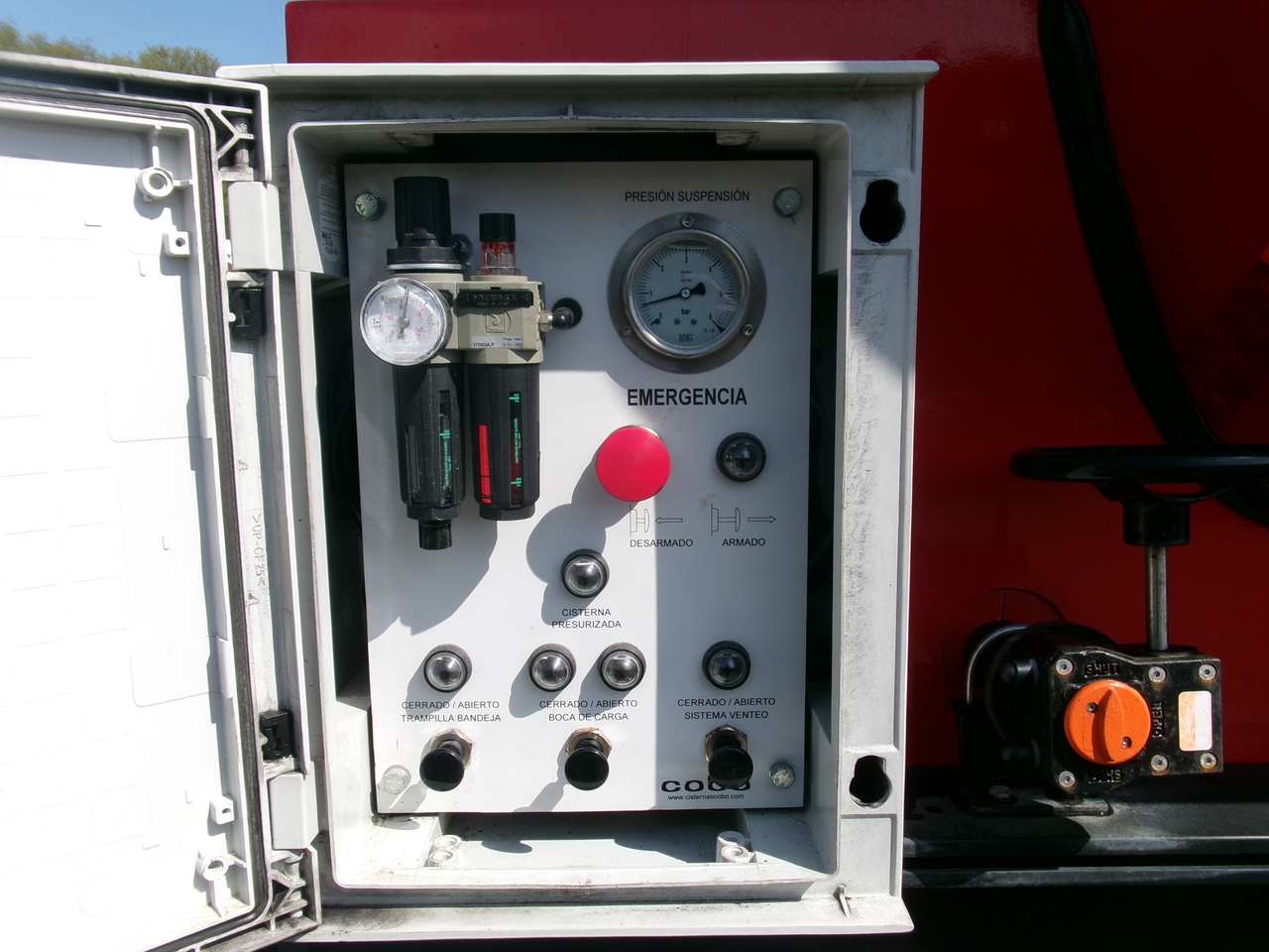 Полуприцеп-цистерна для транспортировки битума Cobo Bitumen tank inox 34 m3 / 1 comp: фото 11