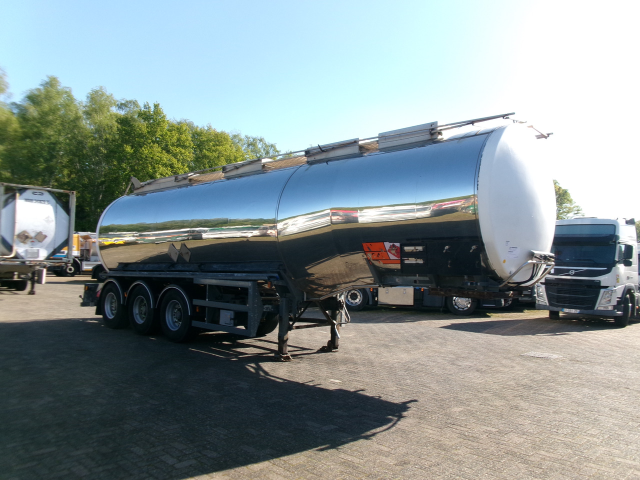 Полуприцеп-цистерна для транспортировки химикатов Crane Fruehauf Chemical tank inox 37.5 m3 / 1 comp + pump: фото 2