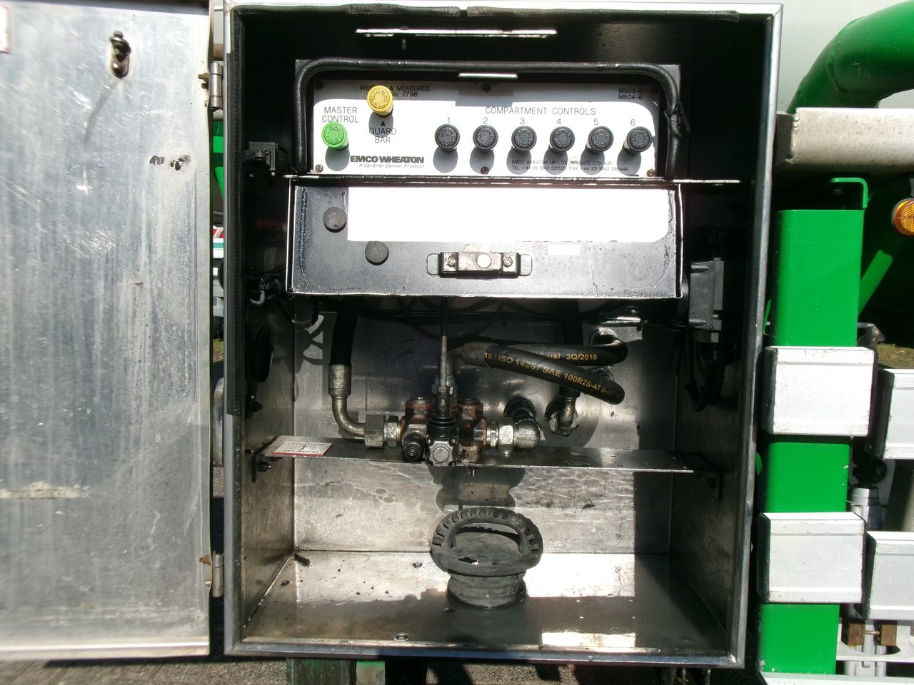 Полуприцеп-цистерна для транспортировки топлива Feldbinder Fuel tank alu 42 m3 / / 6 comp + pump: фото 17