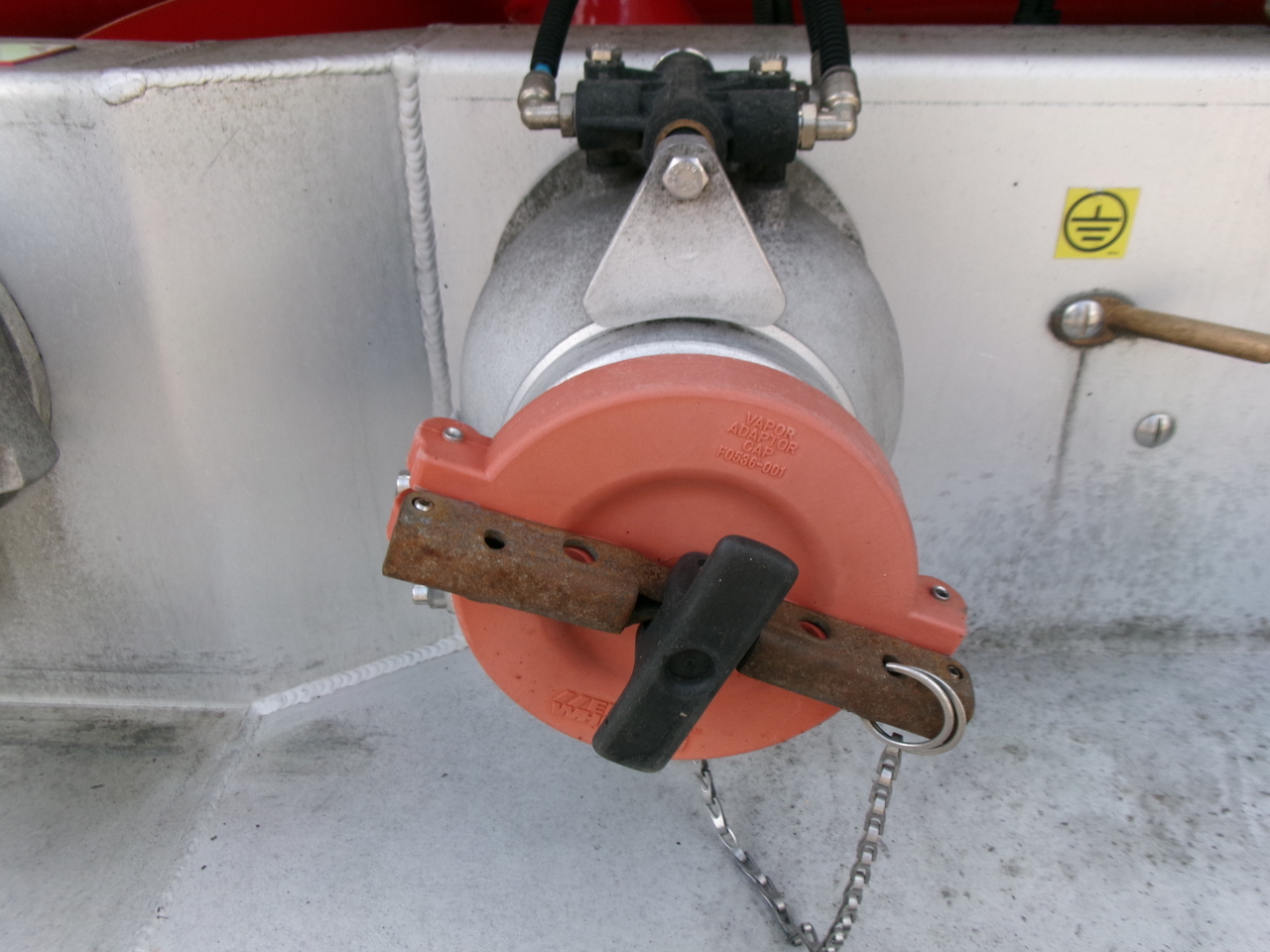 Полуприцеп-цистерна для транспортировки топлива Feldbinder Fuel tank alu 44.6 m3 + pump: фото 18