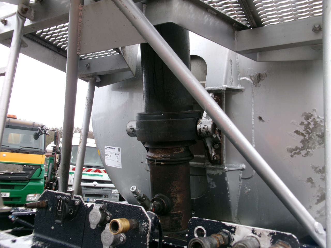 Feldbinder Powder tank alu 38 m3 (tipping) в лизинг Feldbinder Powder tank alu 38 m3 (tipping): фото 12