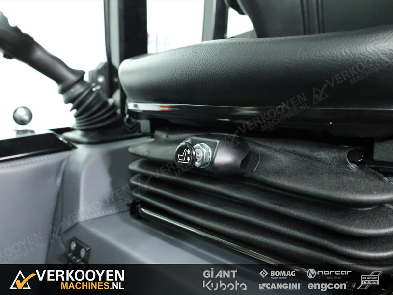 Колёсный погрузчик Giant G2700 X-tra HD+ (Cabine) Full options!: фото 17