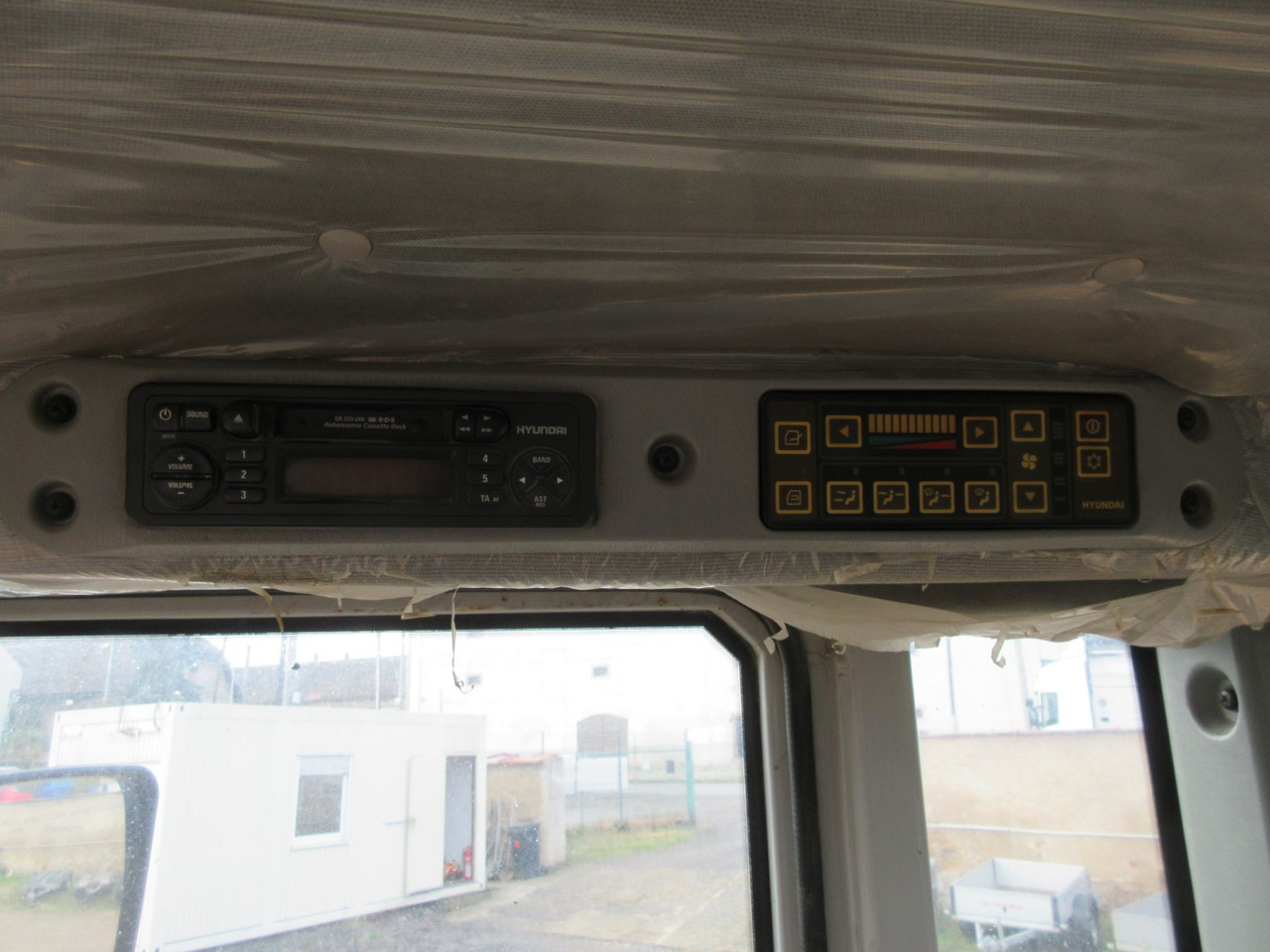 Колёсный погрузчик HYUNDAI HL 740-7: фото 9