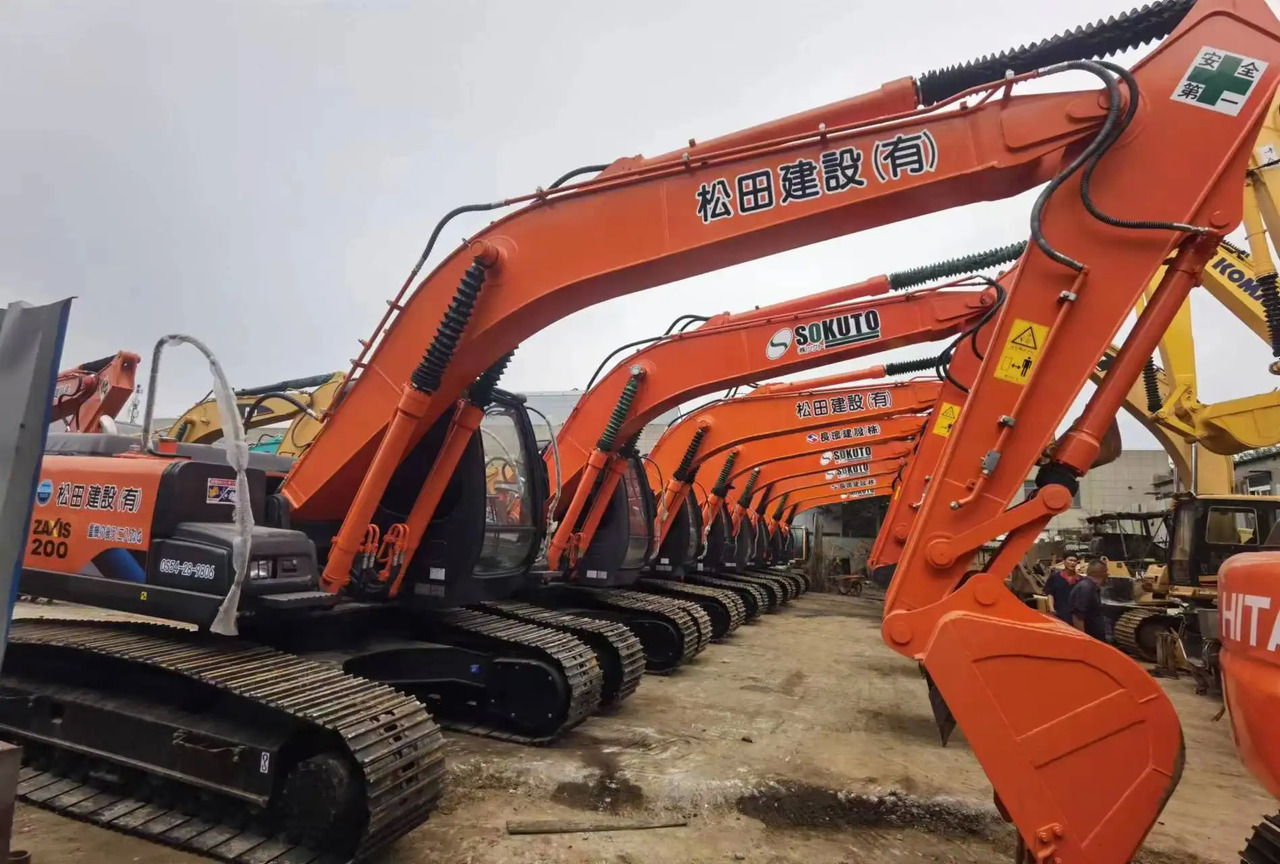 Гусеничный экскаватор Japan Made Used Excavator Hitachi Ex200-1,Ex200 With Good Condition And Best Price Excavator Machine in Shanghai: фото 2