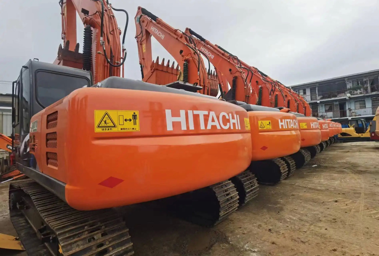 Гусеничный экскаватор Japan Made Used Excavator Hitachi Ex200-1,Ex200 With Good Condition And Best Price Excavator Machine in Shanghai: фото 4