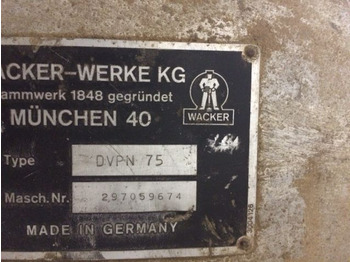 Reserviert • Gelöscht • 
                    Rüttelplatte Wacker DVPN 75 - Виброплита: фото 3