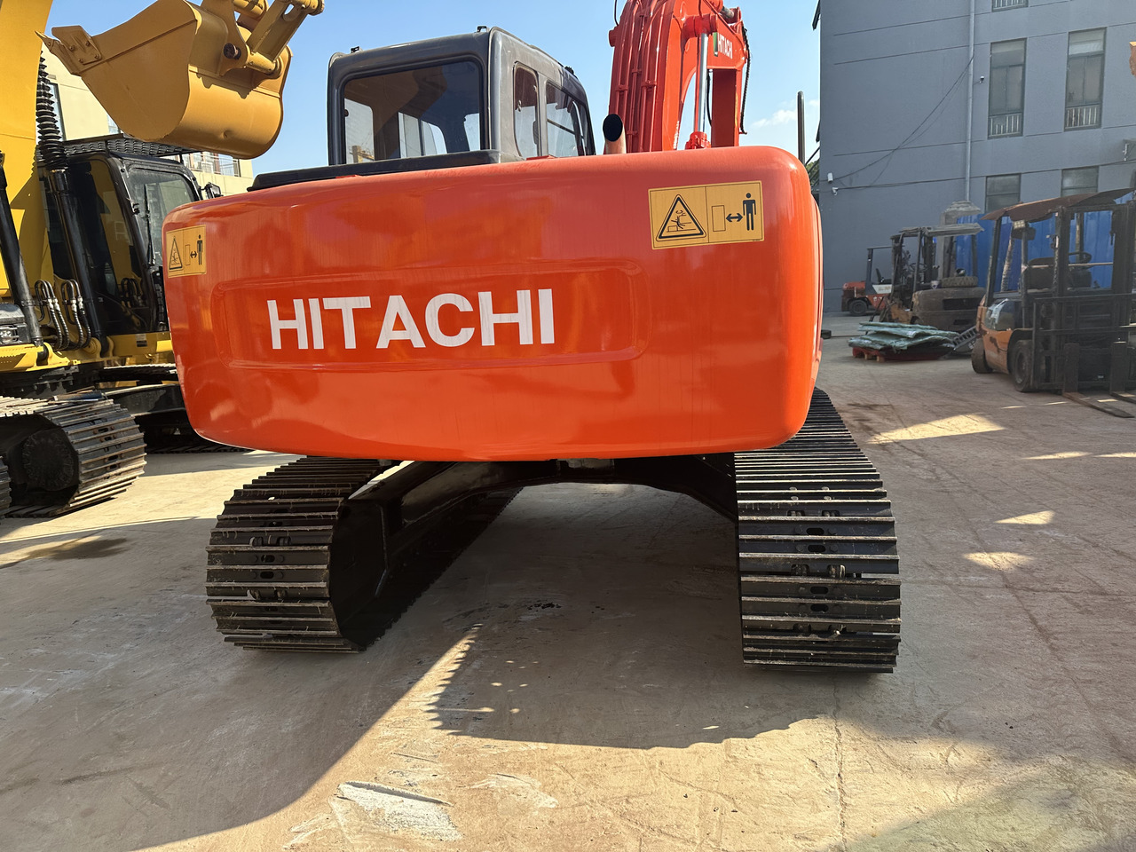 Гусеничный экскаватор Used mini hitachi ex120 excavator Direct injection excavator for sale: фото 10