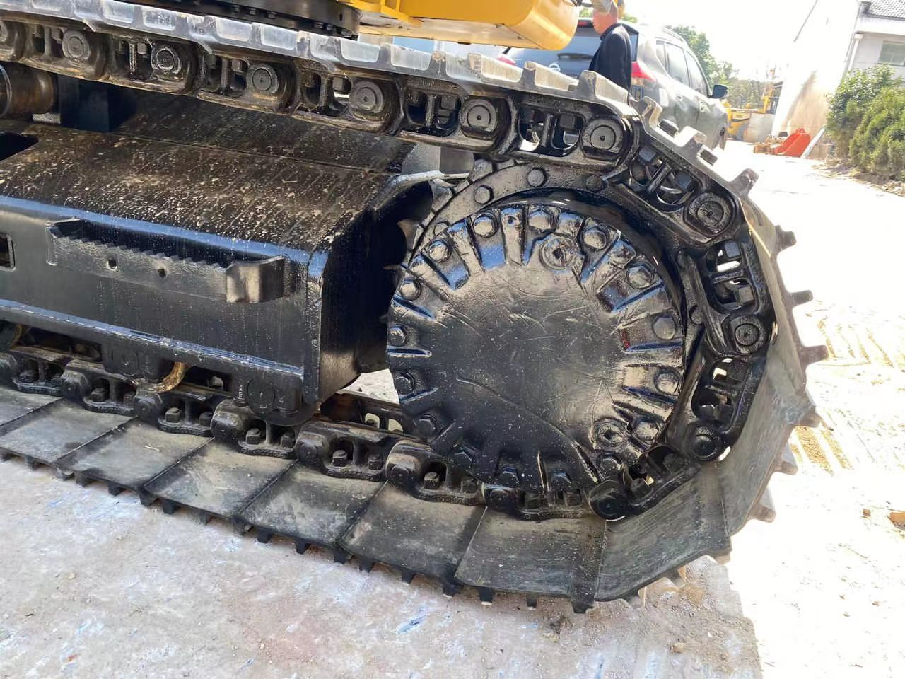 Гусеничный экскаватор used excavator CATERPILLAR 320D2 original design and perfect service welcome to inquire: фото 8