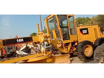 CATERPILLAR 14H - грейдер