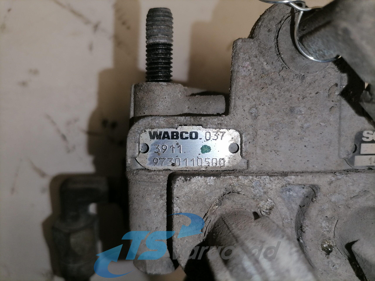 Тормозной клапан для Грузовиков Scania Air pressure control valve 1425183: фото 4