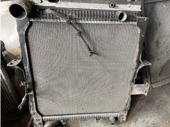 Радиатор Volvo FS radiator 20810135: фото 1