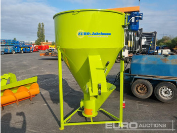 Adraf Twister M01/1 Feedmixer, 750kg, Hydraulic Pick Up Hitch - Кормораздатчик: фото 1