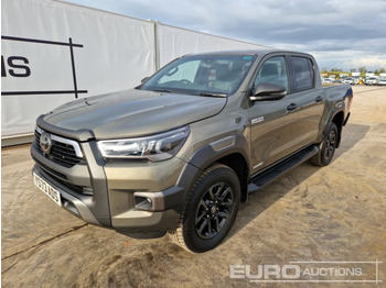 2023 Toyota Hilux Invincible X - Пикап: фото 1