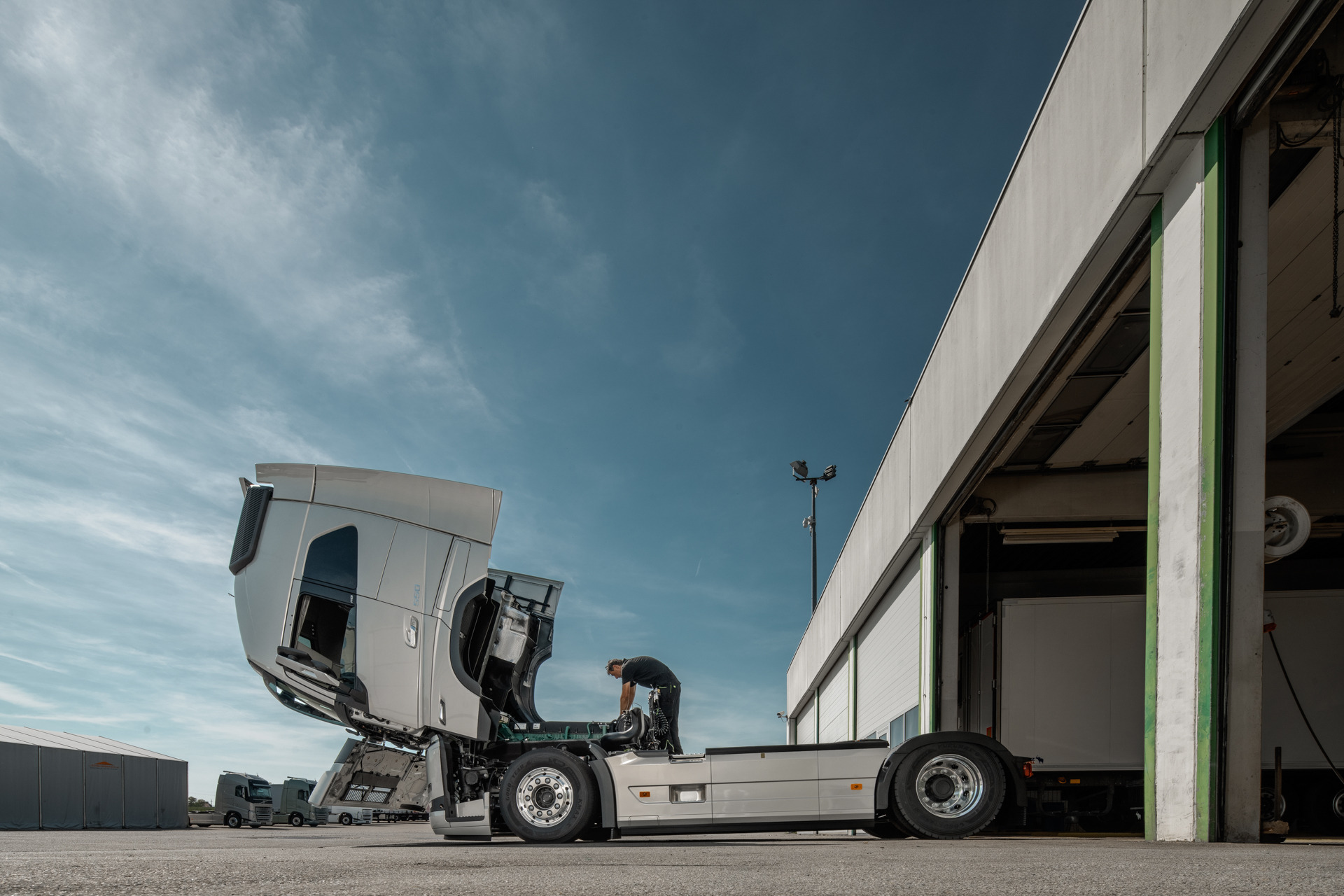 STARENT Truck & Trailer GmbH - Полуприцепы STAS undefined: фото 2