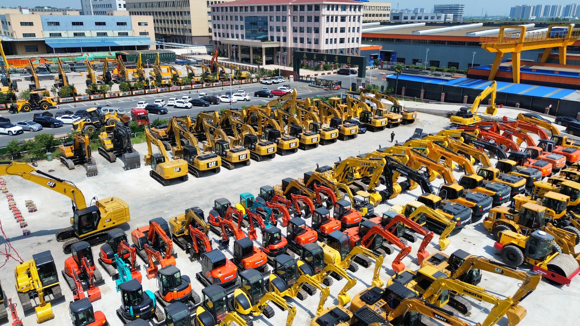 Toaks International Trading Company - Строительная техника CATERPILLAR D8R - Год: 2014 undefined: фото 3