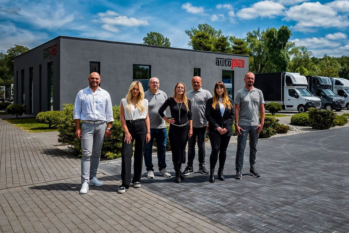 AUTO-PLUS DEALER - Фургоны IVECO undefined: фото 4