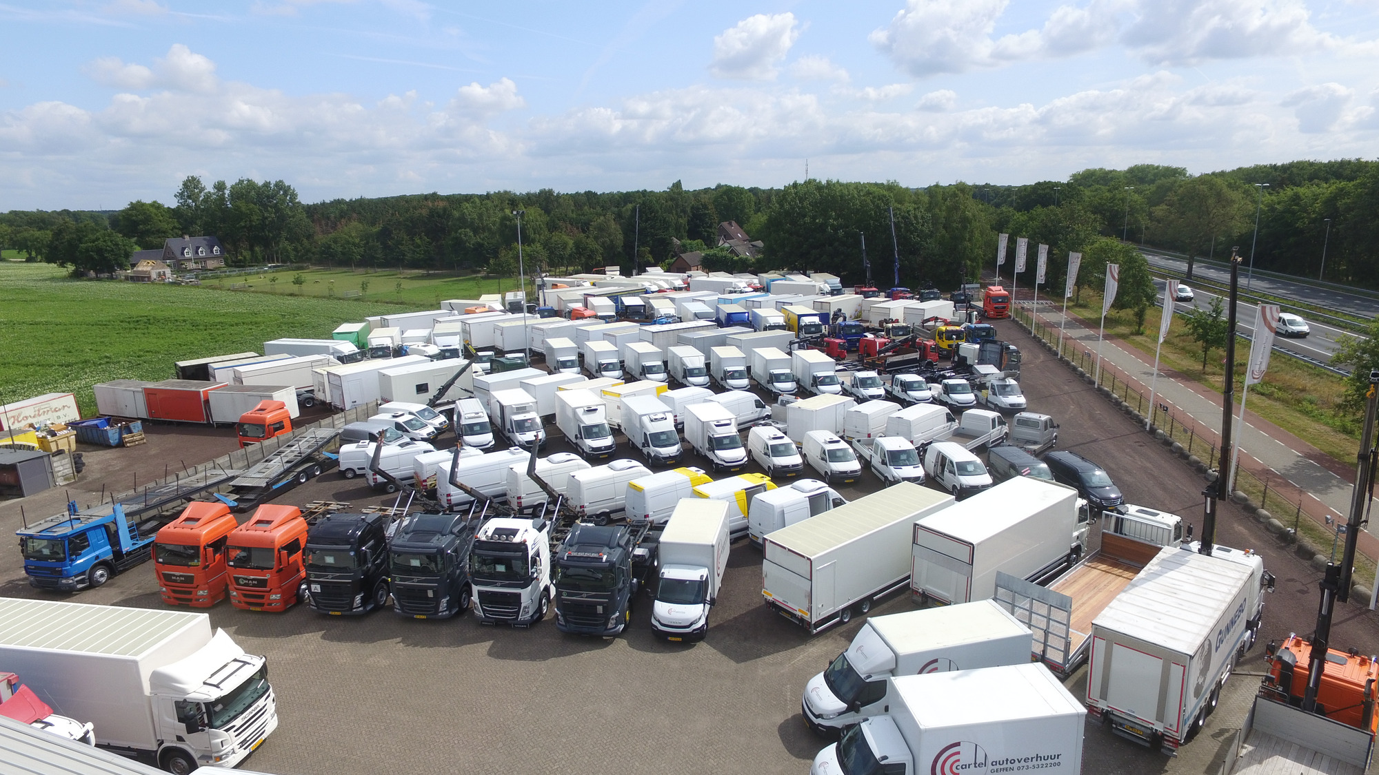 COPPENS TRUCKS BV - Коммунальная и специальная техника undefined: фото 2