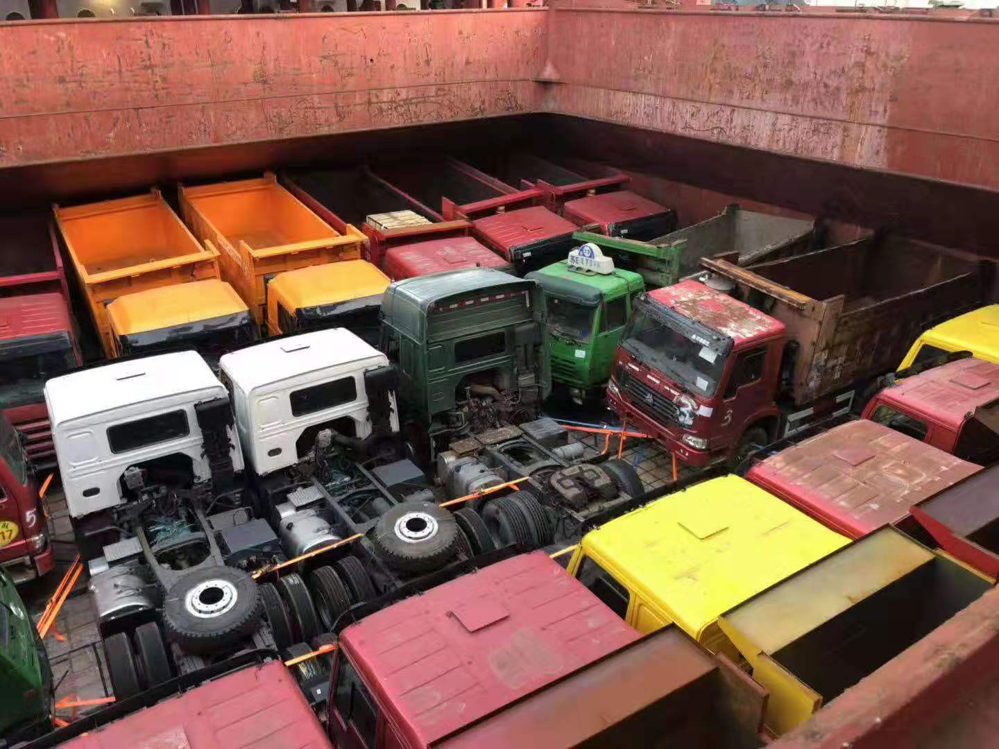 Shandong Guhong Auto Industrial CO., LTD - Грузовики - Euro 2, дизель, коробка передач: ручная undefined: фото 7