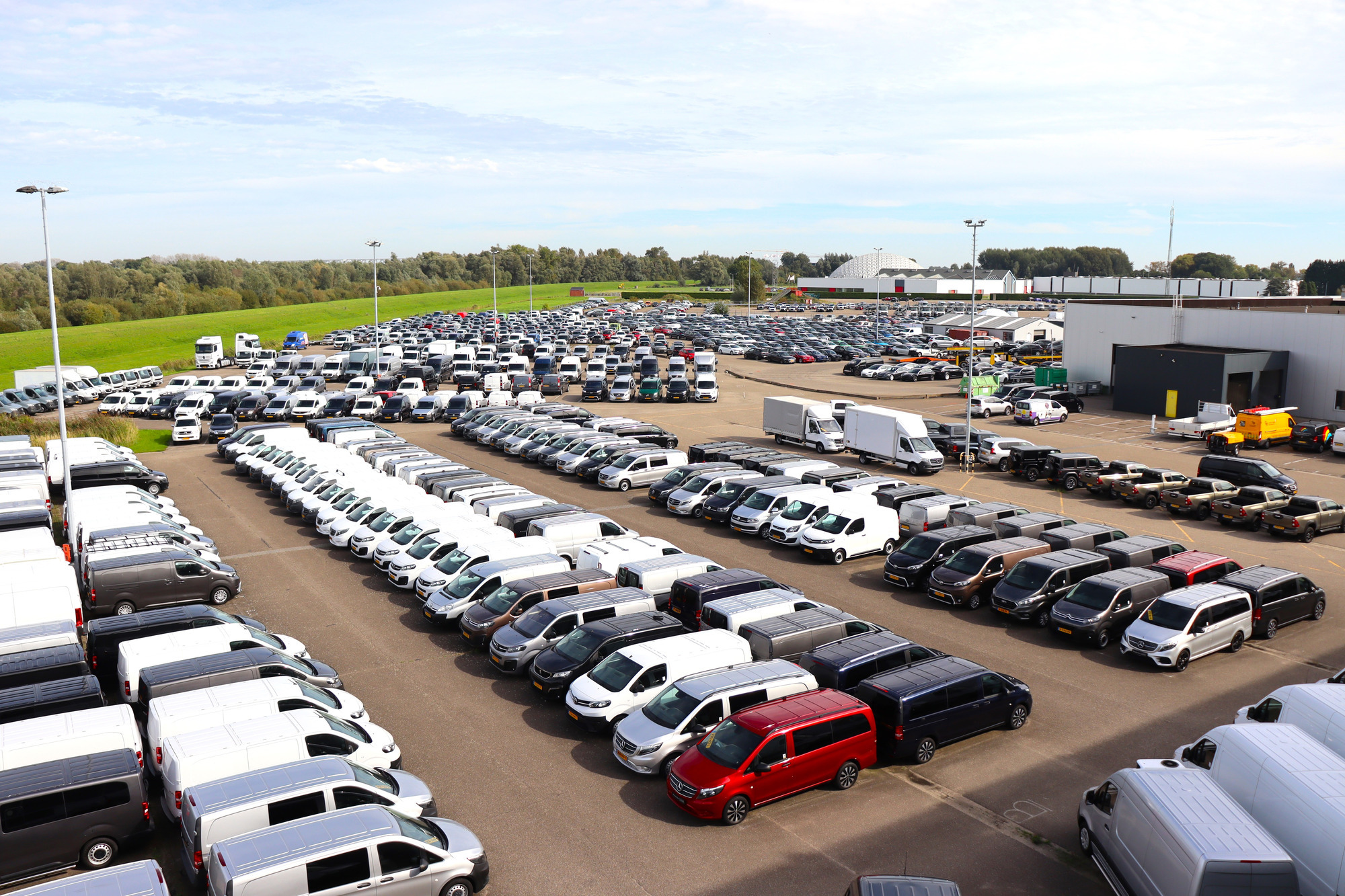 Busvan - объявления о продаже undefined: фото 2