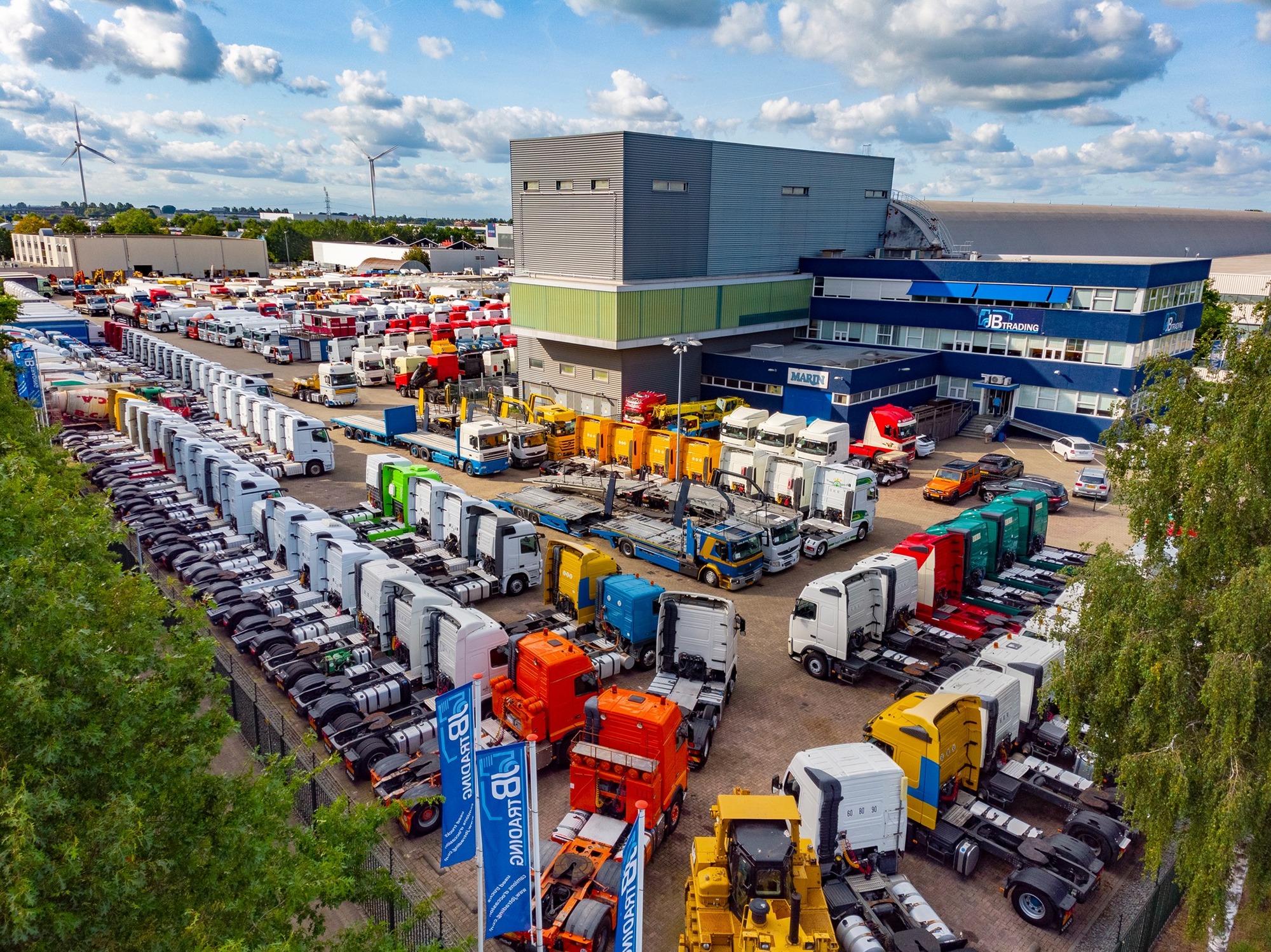 JB Trading b.v. - Грузовики MERCEDES-BENZ Arocs - 6х4, кондиционер undefined: фото 1