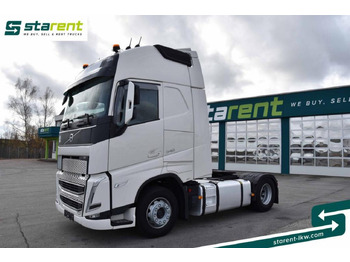 : фото в шапке страницы