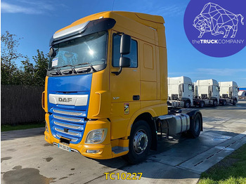 Тягач DAF XF 480
