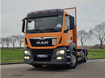 : фото в шапке страницы