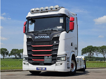 Тягач SCANIA S 580