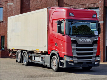 Грузовик-контейнеровоз/ Сменный кузов SCANIA S 500