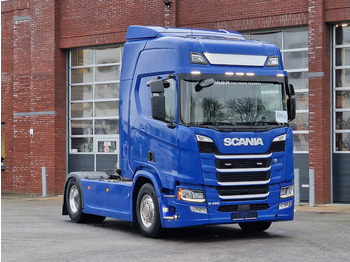 Тягач SCANIA R 450