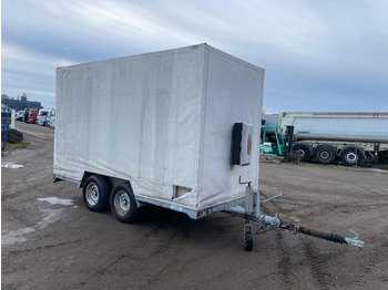 Тентованный прицеп