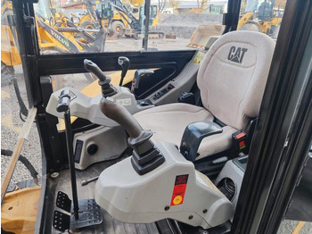 Мини-экскаватор Caterpillar 302.5C: фото 5 Мини-экскаватор Caterpillar 302.5C: фото 5