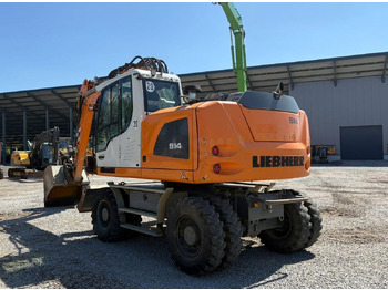 Колёсный экскаватор LIEBHERR A 914