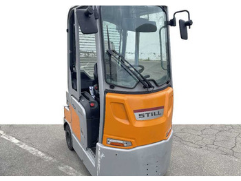 Складской тягач STILL