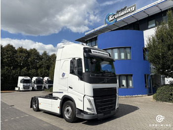 Тягач VOLVO FH 500