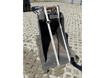 Экскаватор-погрузчик VOLVO